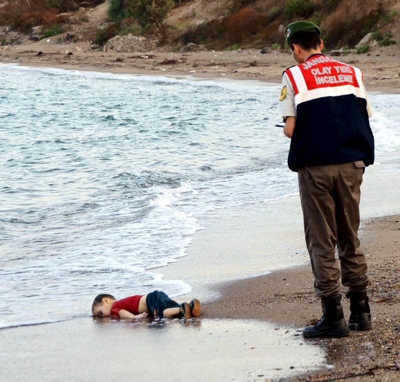 Criança Morre Siria