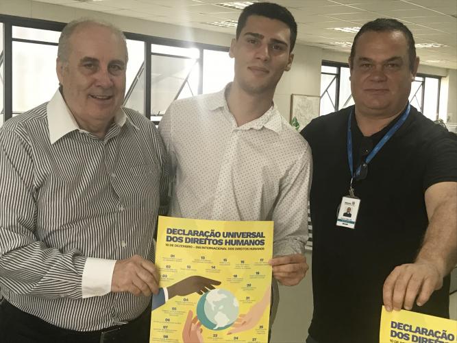 equipe_do_departamento_do_trabalho_e_estimulo_a_geracao_de_renda_2.jpg