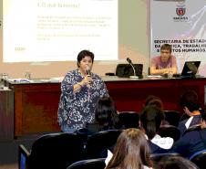 http://www.justica.pr.gov.br/modules/noticias/article.php?storyid=2193&tit=Alunos-do-Colegio-Medianeira-participam-de-palestra-sobre-os-direitos-humanos