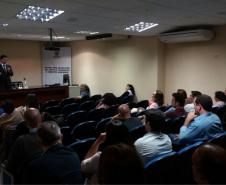 http://www.justica.pr.gov.br/modules/noticias/article.php?storyid=2293&tit=Diretores-dos-CENSES-participam-do-Ciclo-de-Cinema-e-Direitos-Humanos-na-ESEDH