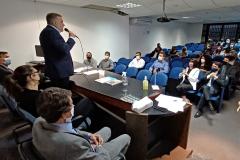 Ney discursando
