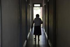 Um em cada 6 idosos sofre algum tipo de violência, alerta OMS