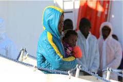 ONU reforça apelo por mais vagas para refugiados em países seguros