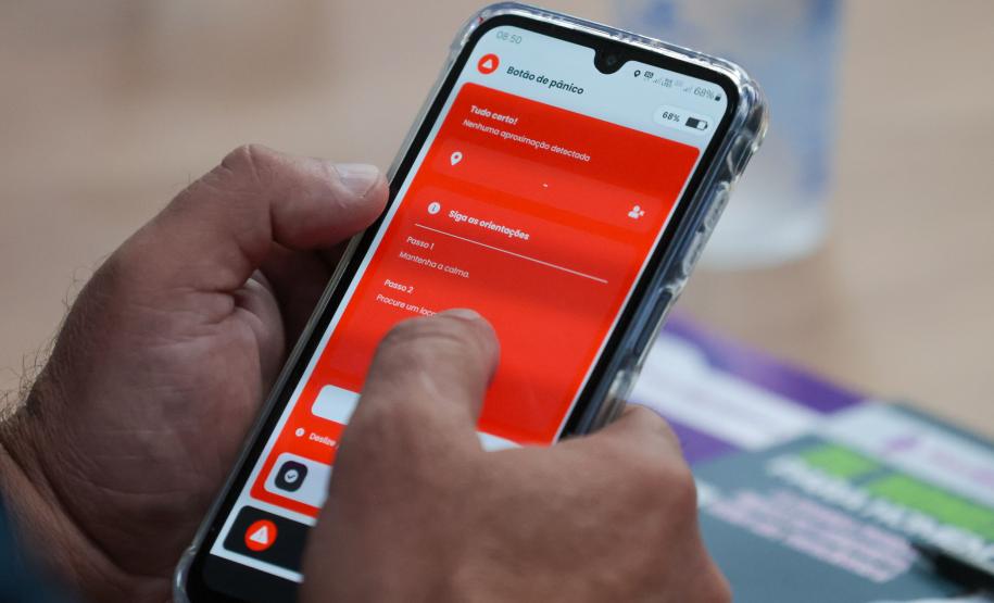 Como será a monitoração simultânea de mulheres vítimas de violência e agressores