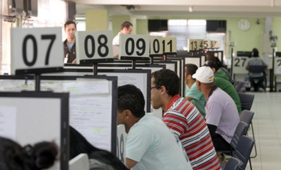 Agência do Trabalhador em Curitiba.Curitiba, 20-11-12Foto: Arnaldo Alves / ANPr.