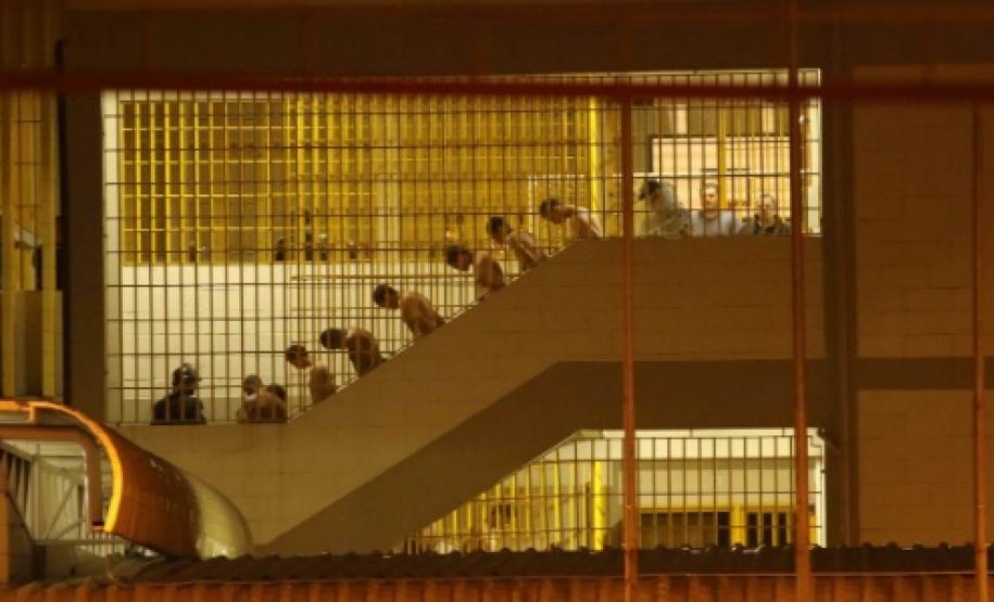 Rocha Lobo/Futura Press/Estadão Conteúdo... - Veja mais em https://noticias.uol.com.br/cotidiano/ultimas-noticias/2017/09/27/apos-pressao-da-onu-e-direitos-humanos-votacao-sobre-reducao-da-maioridade-penal-e-adiada.htm?cmpid=copiaecola