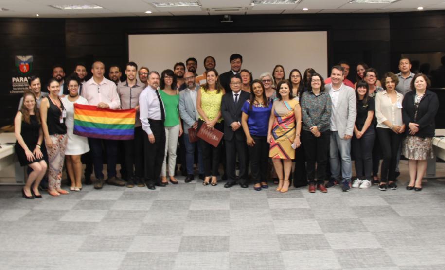 Paraná vai formar rede de atenção para casos de violação de direitos LGBT