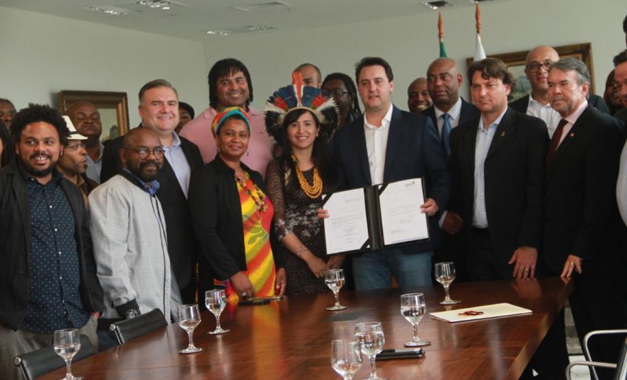 Governador sanciona Lei para Conscientização Contra o Racismo