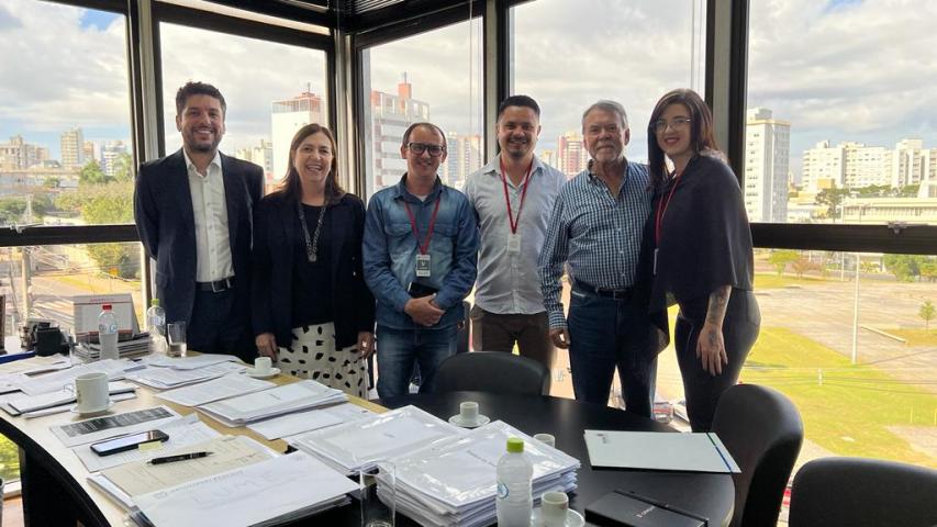 Equipe ESEDH com representantes do Ministério Publico do Paraná e do CAOP DH.
